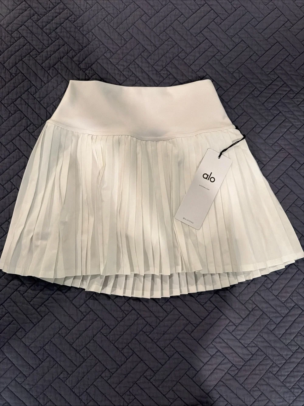 ALO Yoga Grand Slam Tennis Skirt - White